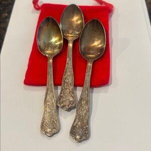 Elegant vintage  International  Silver co. B.P  Spoons Set